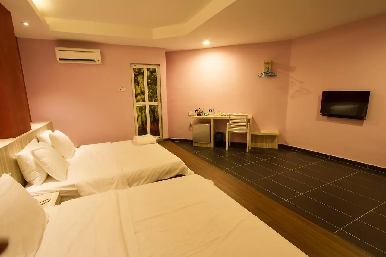 Js Hotel Johor Bahru 2*,